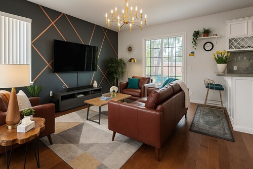 GRANDE MAISON DE PISCINE. 2MIN UNIVERSAL. 8mois DISNEY! 