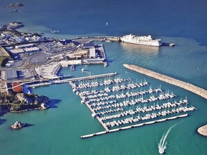 Marina