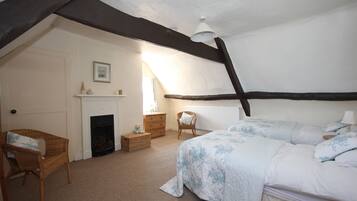 2 chambres, bureau, fer et planche à repasser, Wi-Fi gratuit