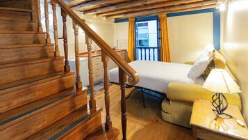 Duplex família | Edredons de pluma, individualmente decorados