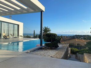 Outdoor pool - luxurious, state-of-the-art villa with beautiful views (Denia)