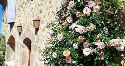 Large charming family farmhouse between sea and mountains.