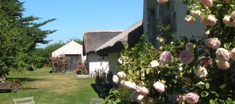 Location de charme en chaumière au cœur du marais breton vendéen près des plages
