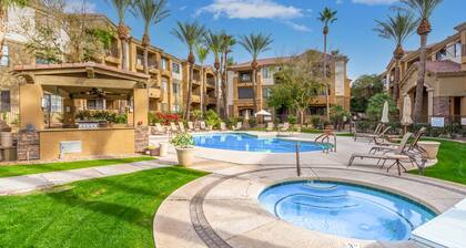 Quiet 1st Floor, Gated, Pool, Wi-Fi, Free Parking, Gym