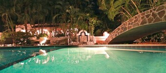 Elegant two-story villa, Casa Fandango, Playa Tamarindo and Play Langosta