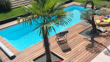 Piscine extérieure, piscine chauffée