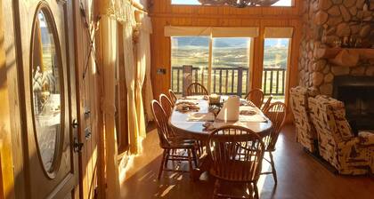 Stately Rocky Mountain Chalet