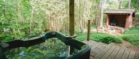 Bain à remous extérieur