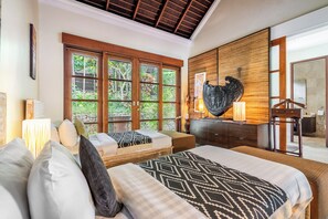 Luxury Villa, 4 Bedrooms, Private Pool | 3 bedrooms, in-room safe, individually decorated, individually furnished - Cliffront Tropical Villa Cantik (Ungasan)