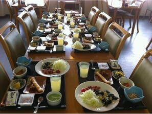 Japanese Style Large Room | Blackout drapes, free WiFi, bed sheets - Lodge Oka (Yuzawa)