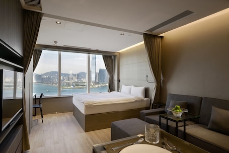 In-room safe, desk, soundproofing, iron/ironing board