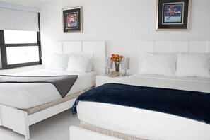 Room - The Alexander All Suite Oceanfront Resort (Miami Beach)