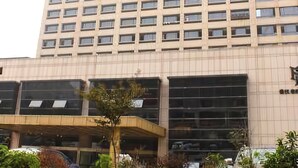 Front of property - Junkai Hotel (Nanjing)