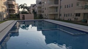 室外游泳池