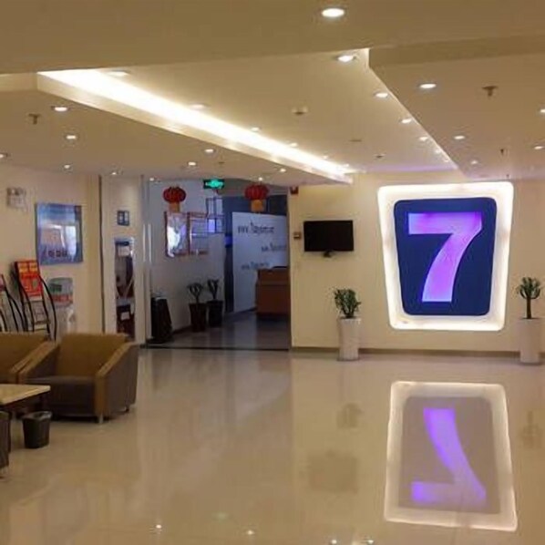 Interior entrance - 7 Days Inn (Hanzhong)