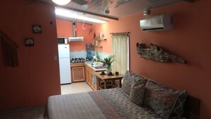 Comfort Studio, 1 King Bed, Non Smoking - Caribbean Comfort (Cahuita)