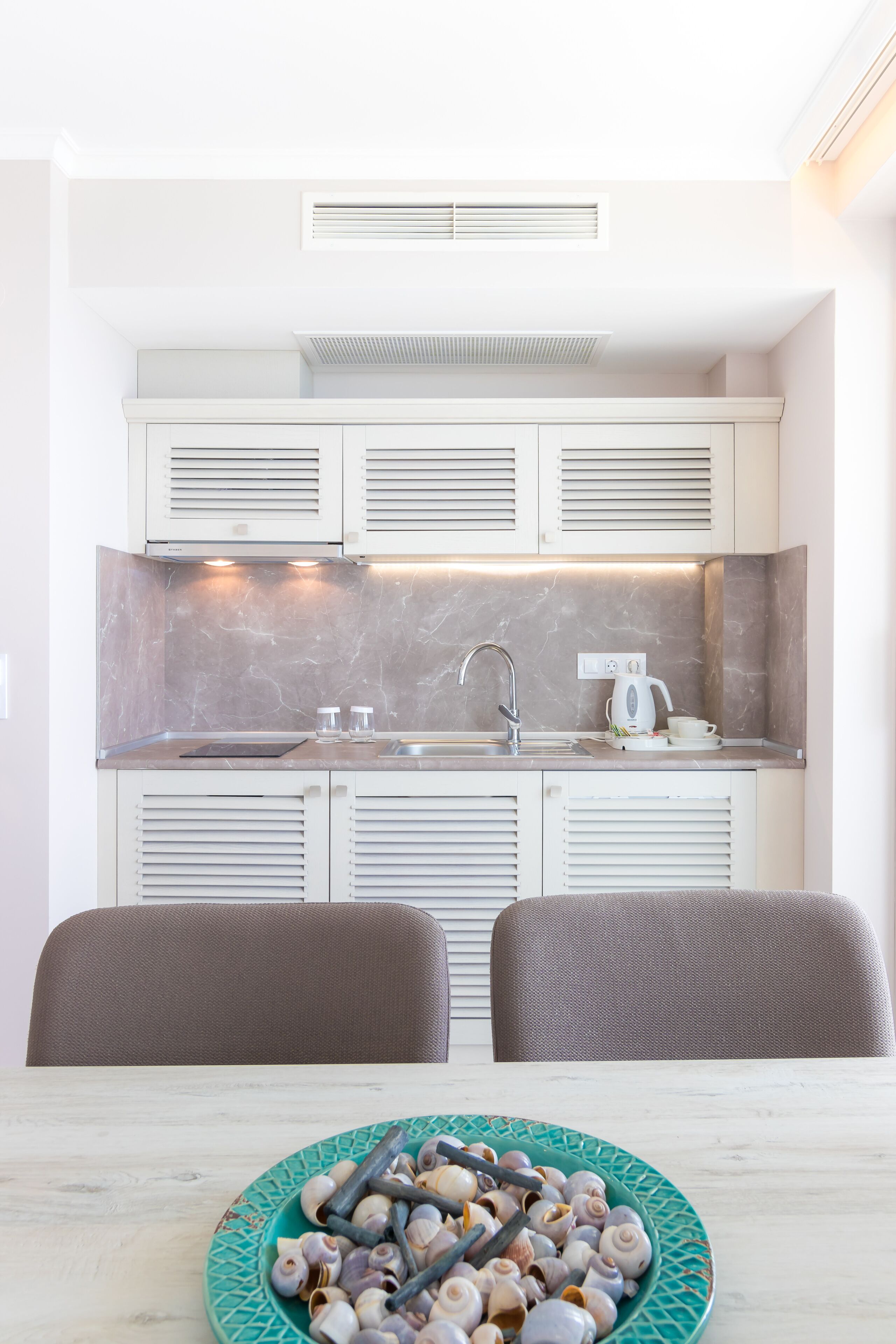 suite, sea view | private kitchen | coffee/tea maker, electric kettle, high chair