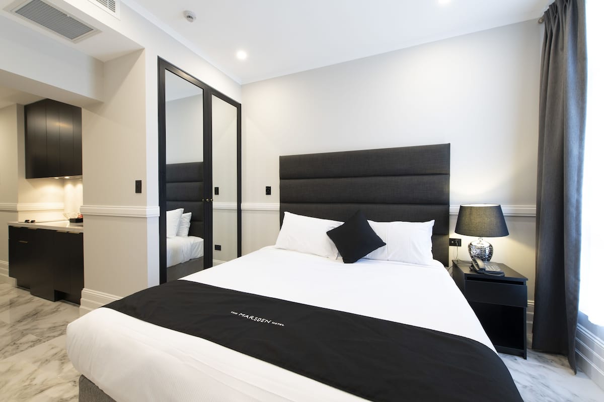 Premium bedding, minibar, in-room safe, desk