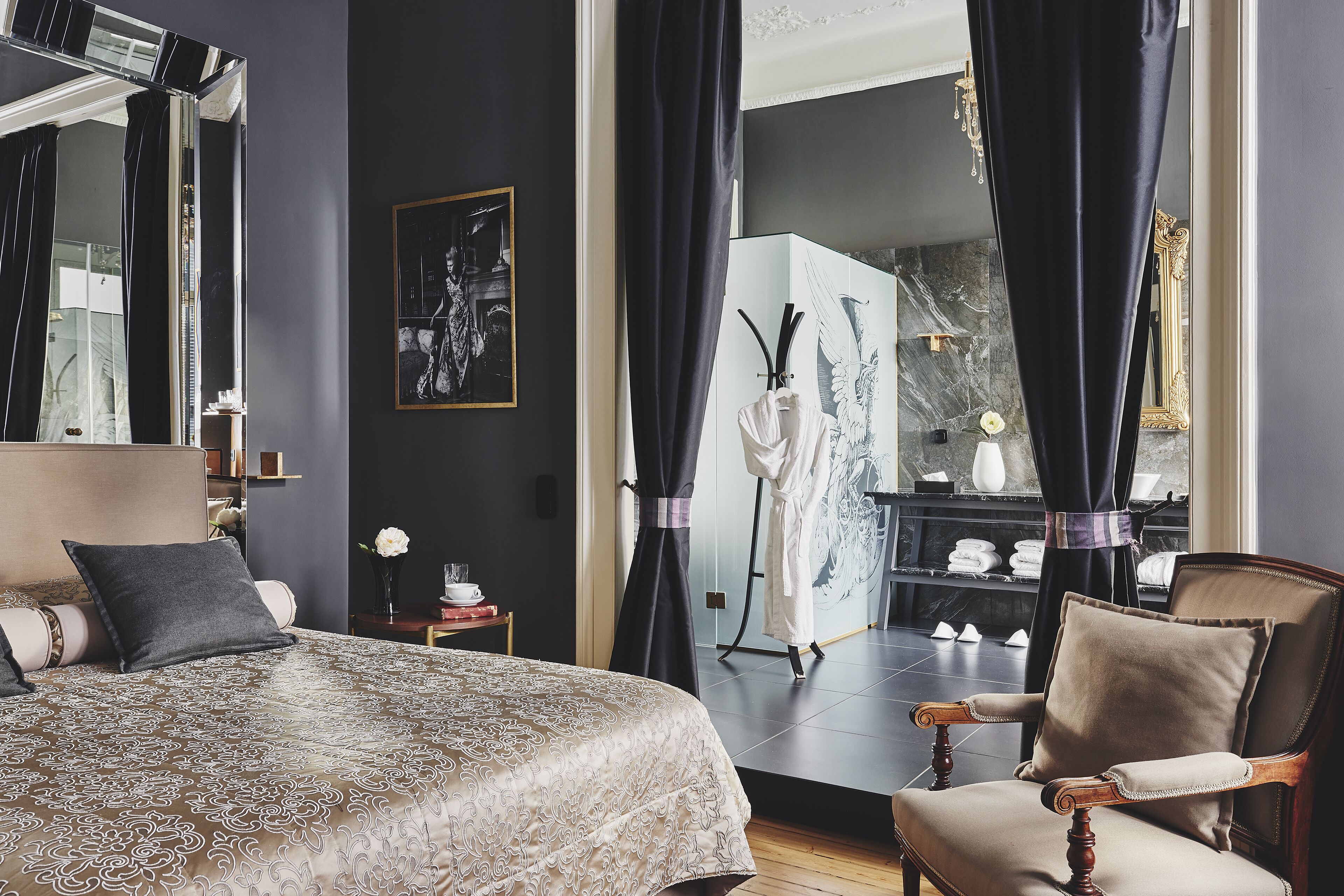 Photo - Bohemian Suites Athens