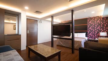 Deluxe Double Room | Blackout curtains, free WiFi, bed sheets