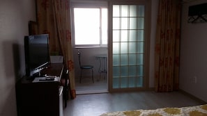 Standard Double Room, 1 Double Bed | Desk, blackout drapes, soundproofing, free WiFi - Hera Hotel (Seogwipo)