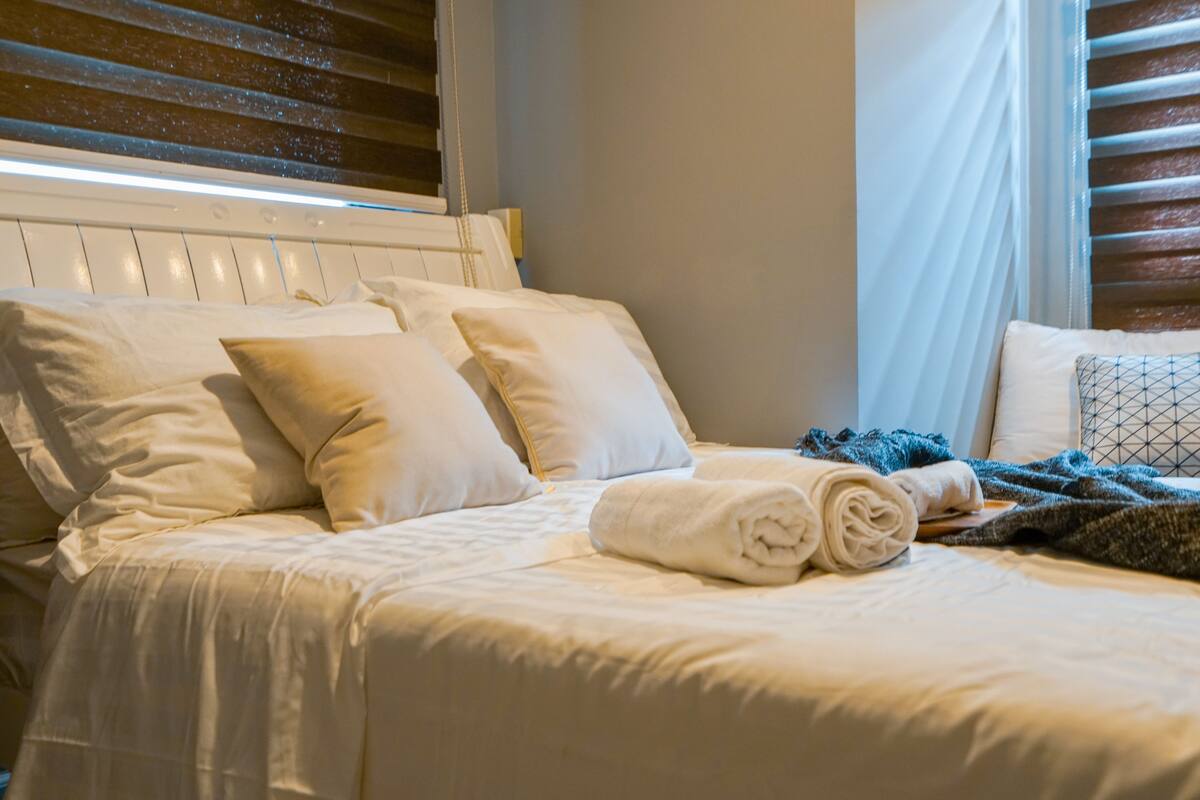 Apartamento clássico, 1 quarto, para não fumantes | Escrivaninha, ferros/tábuas de passar roupa, Wi-Fi de cortesia