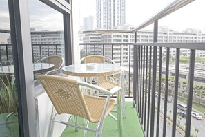Panoramic Apartment, 1 Bedroom, Non Smoking | Balcony