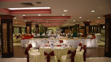 Banquet hall