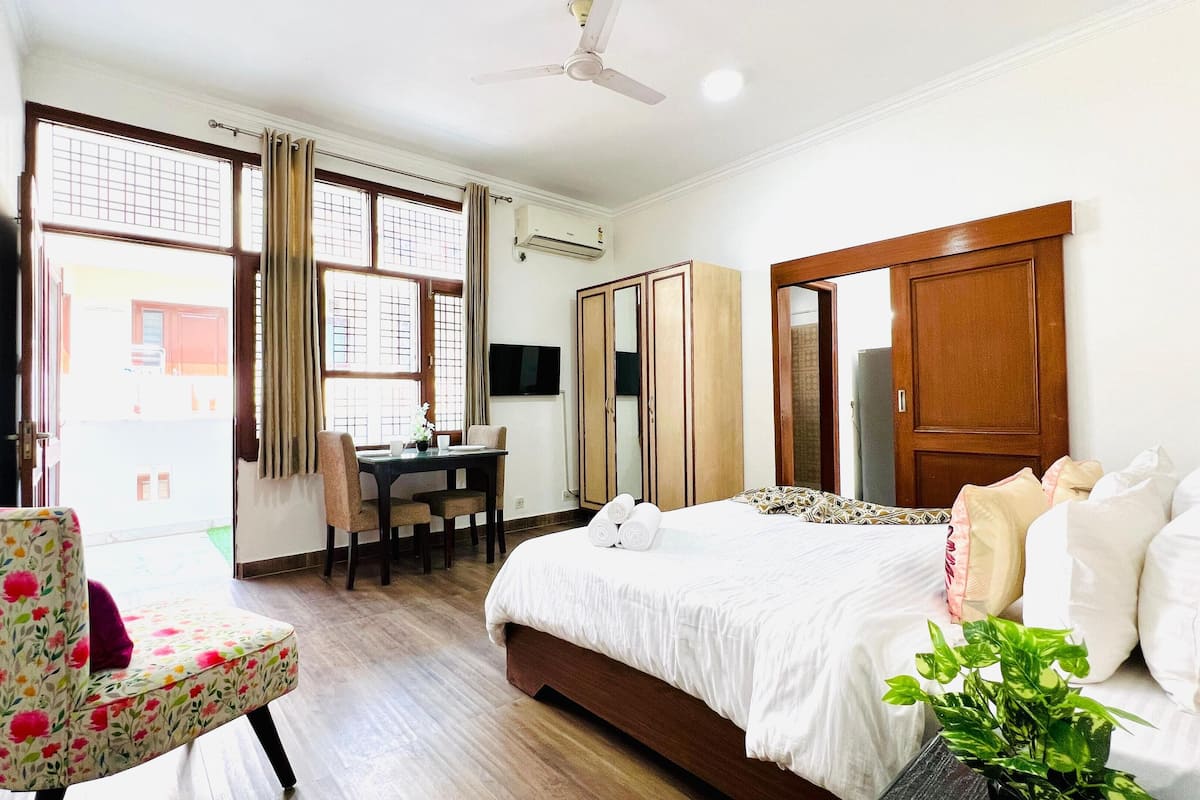 Standard-studio | Ylelliset vuodevaatteet, memory foam -patjalliset sängyt