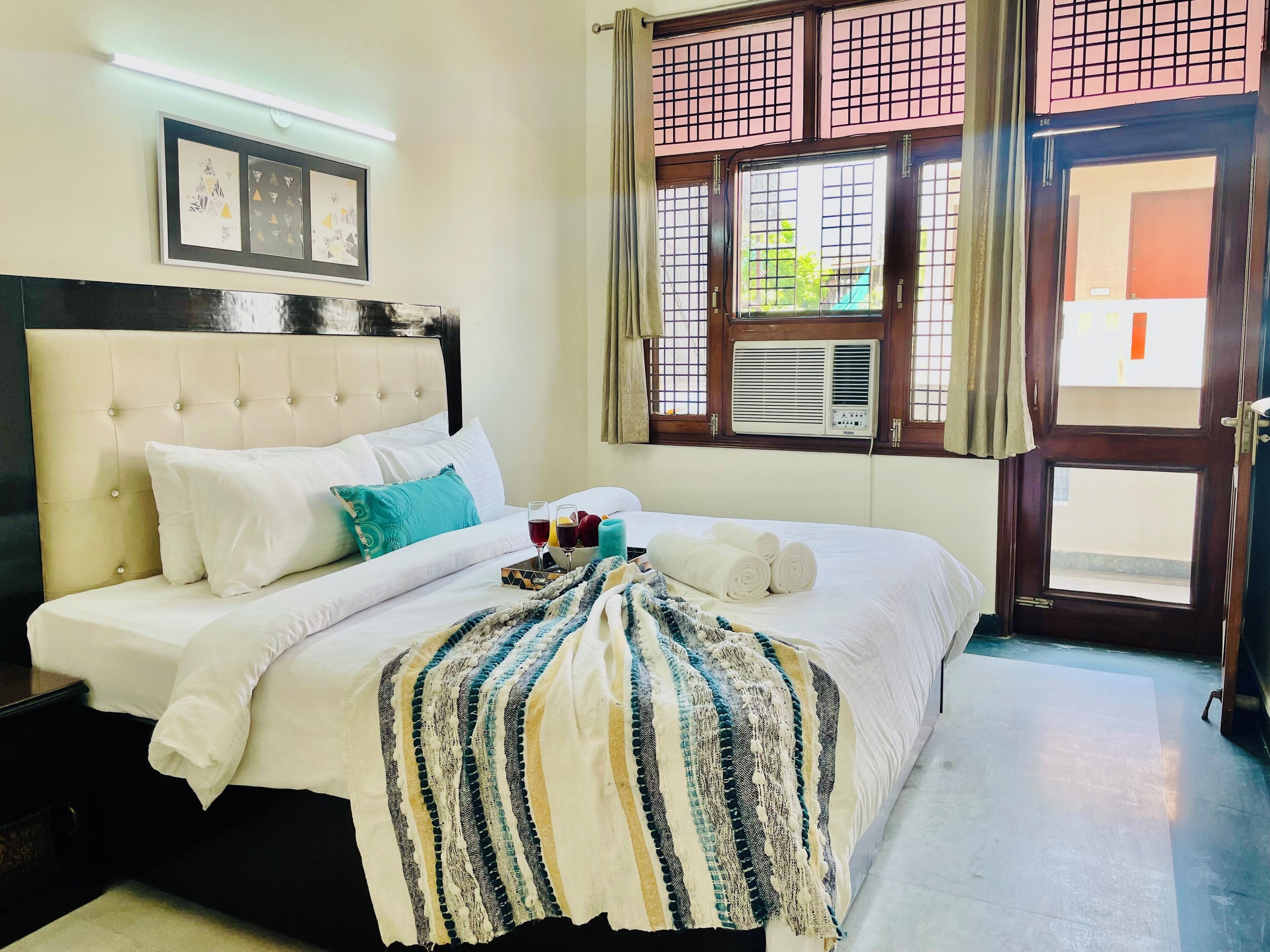 Standard Apartment, 1 Bedroom, Kitchen | Premium bedding, memory foam beds, in-room safe, individually decorated