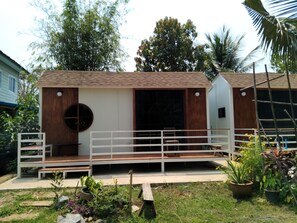 ห้องเบสิก, ปลอดบุหรี่, วิวสวน | วิวสนามหญ้า