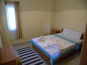 Family Apartment, 2 Bedrooms | 2 bedrooms, iron/ironing board, cribs/infant beds, rollaway beds - Ada Apart Hotel (Ortaca)