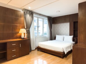 Habitación ejecutiva, balcón | Vistas a la ciudad