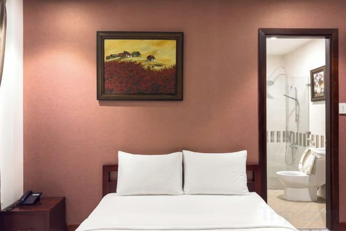 1 phòng ngủ, minibar, két bảo mật tại phòng, bàn 