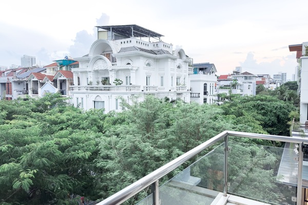 Executive Suite | Garden view