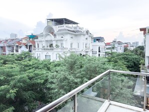 Executive Suite | Garden view - Hoang Yen Hotel - Phu My Hung (Ho Chi Minh City)