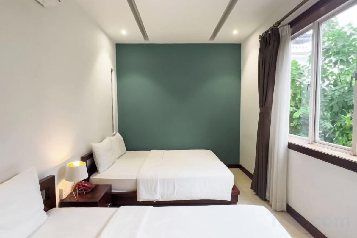 1 phòng ngủ, minibar, két bảo mật tại phòng, bàn 