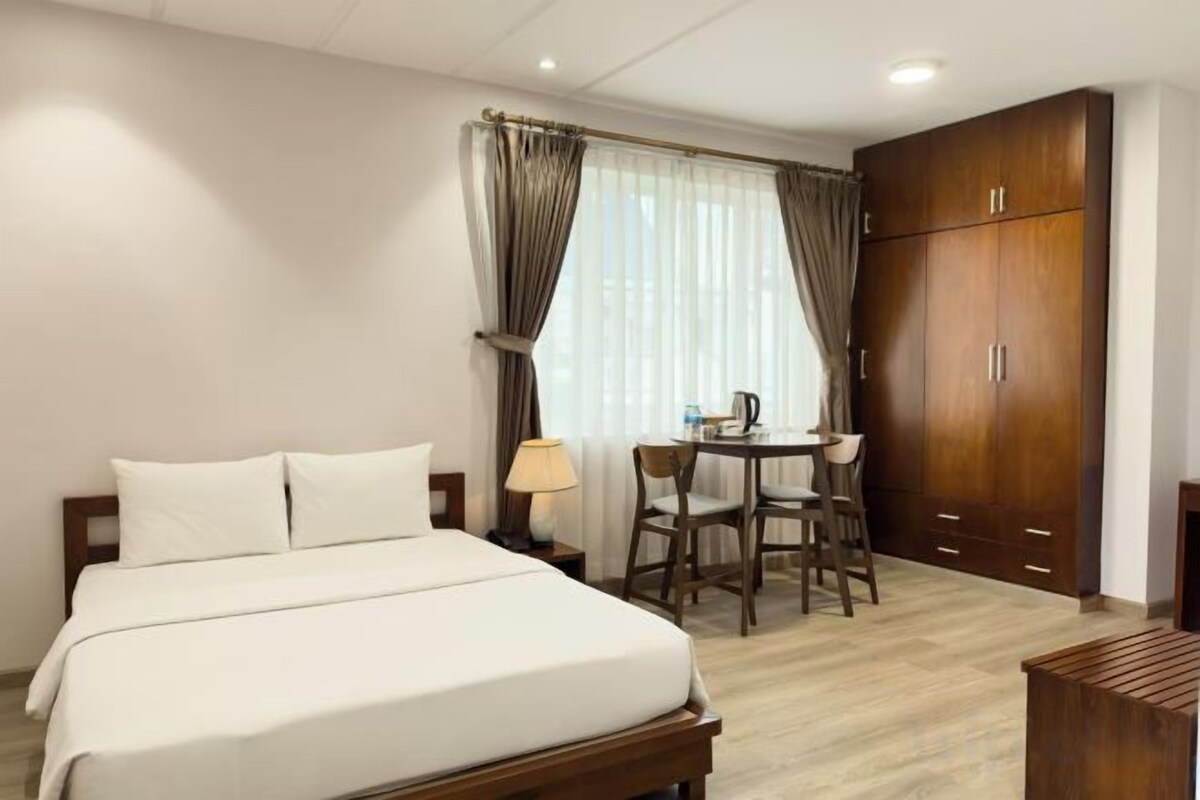 1 phòng ngủ, minibar, két bảo mật tại phòng, bàn 