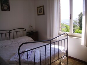 Standard Apartment, 1 Bedroom, Terrace, Partial Lake View (Lago)