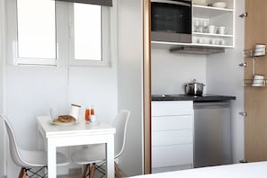 Loft | In-room dining