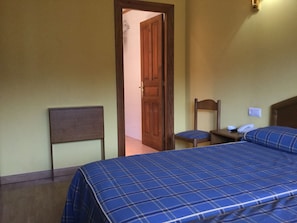 Wifi gratis y ropa de cama