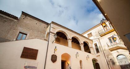 Castello di Altomonte