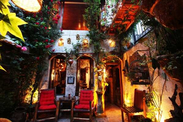 Front of property - Antique Celtik House (Antakya)