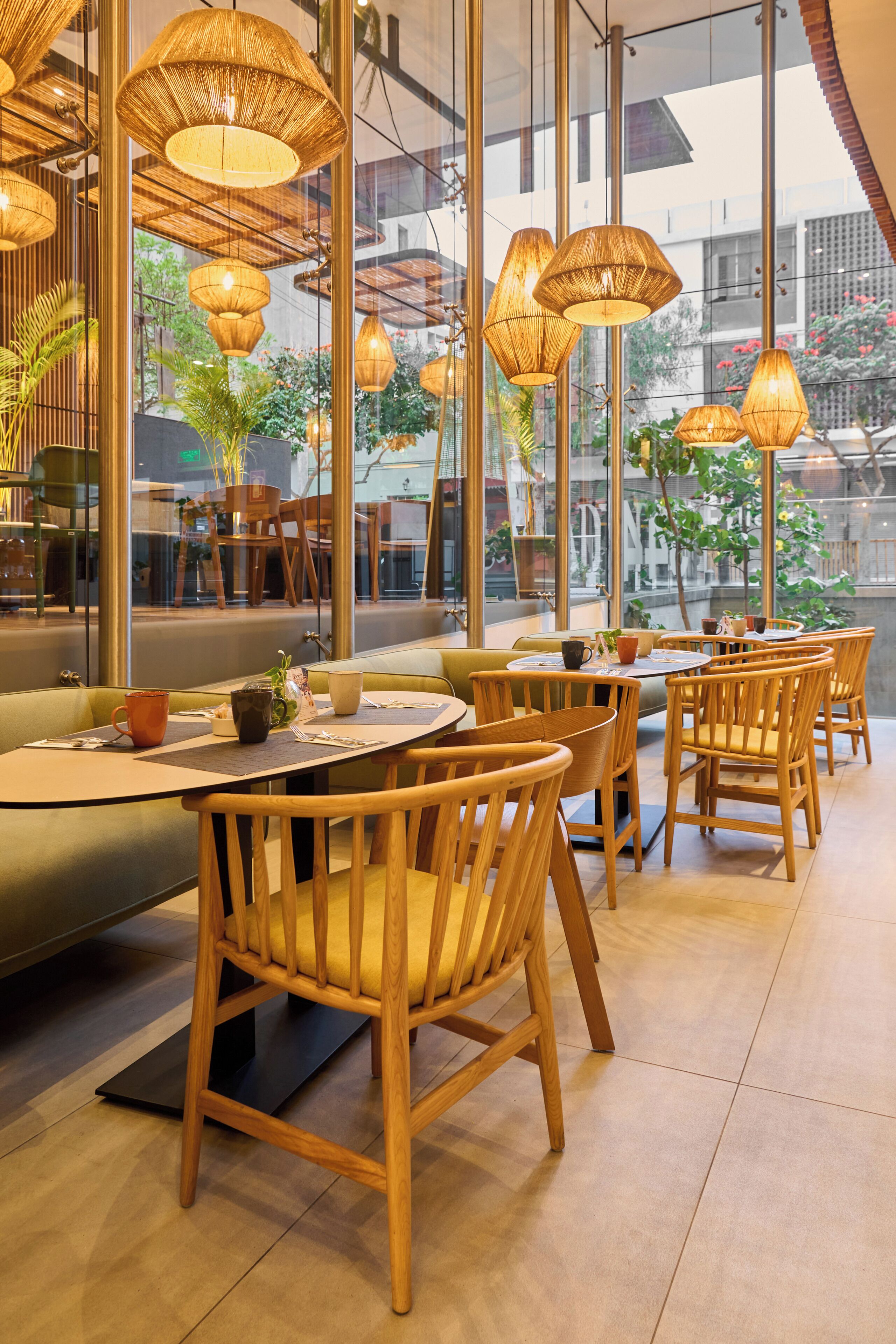 breakfast, lunch, dinner served; peruvian cuisine