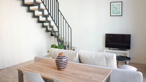TV - Funci Kavalirka Home Apartment (Prague)