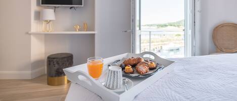 Svit Superior - balkong - utsikt mot kanalen | Minibar, skrivbord, ljudisolering och gratis wi-fi