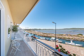 Superior Suite, Balcony, Canal View | Balcony - AQUAMADRE Suites (Carloforte)