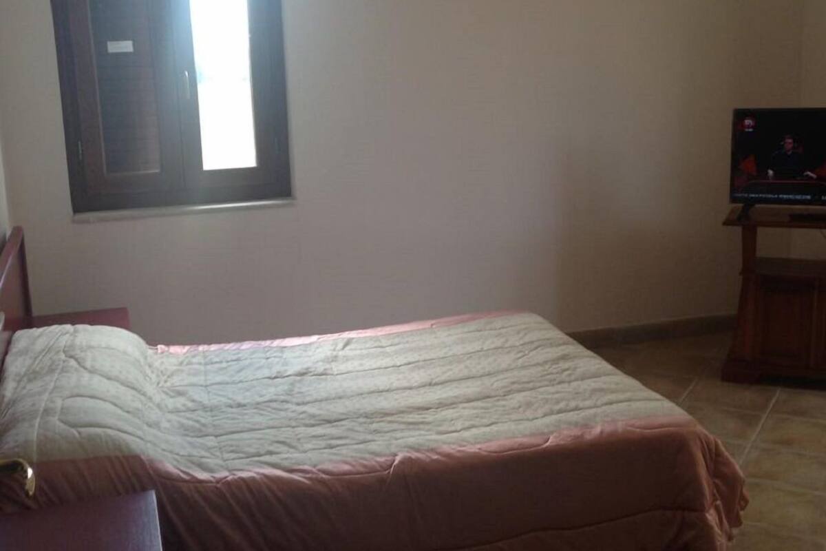 Habitación doble, 1 cama Queen size, Terraza | Wifi gratis y ropa de cama