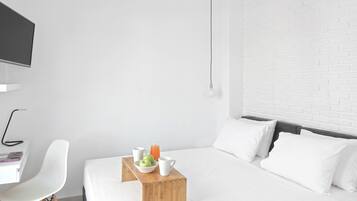 Loft | In-room safe, desk, soundproofing, iron/ironing board