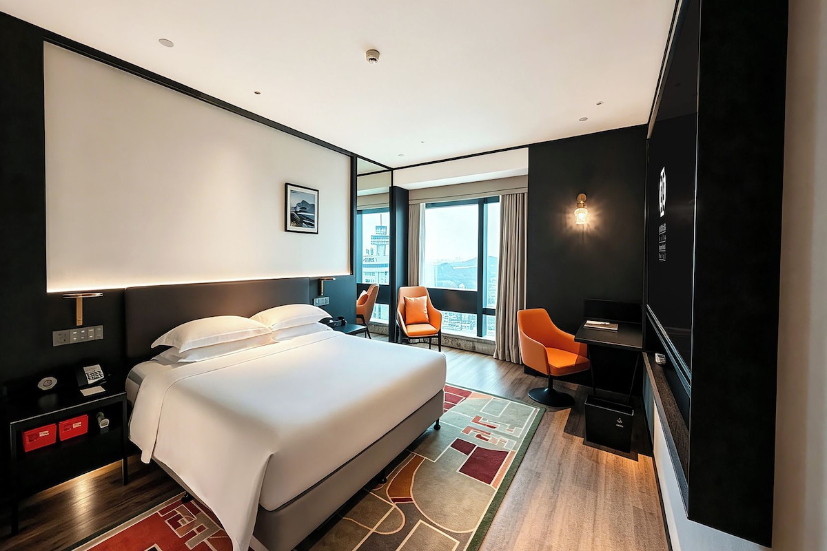 Minibar, in-room safe, blackout drapes, iron/ironing board (on request)